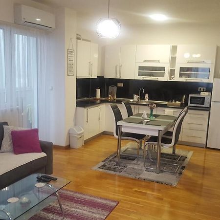Fantasy Apartment Tuzla Exterior foto